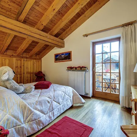Casa Villair - Posteggio Privato E Wifi Courmayeur Exterior photo