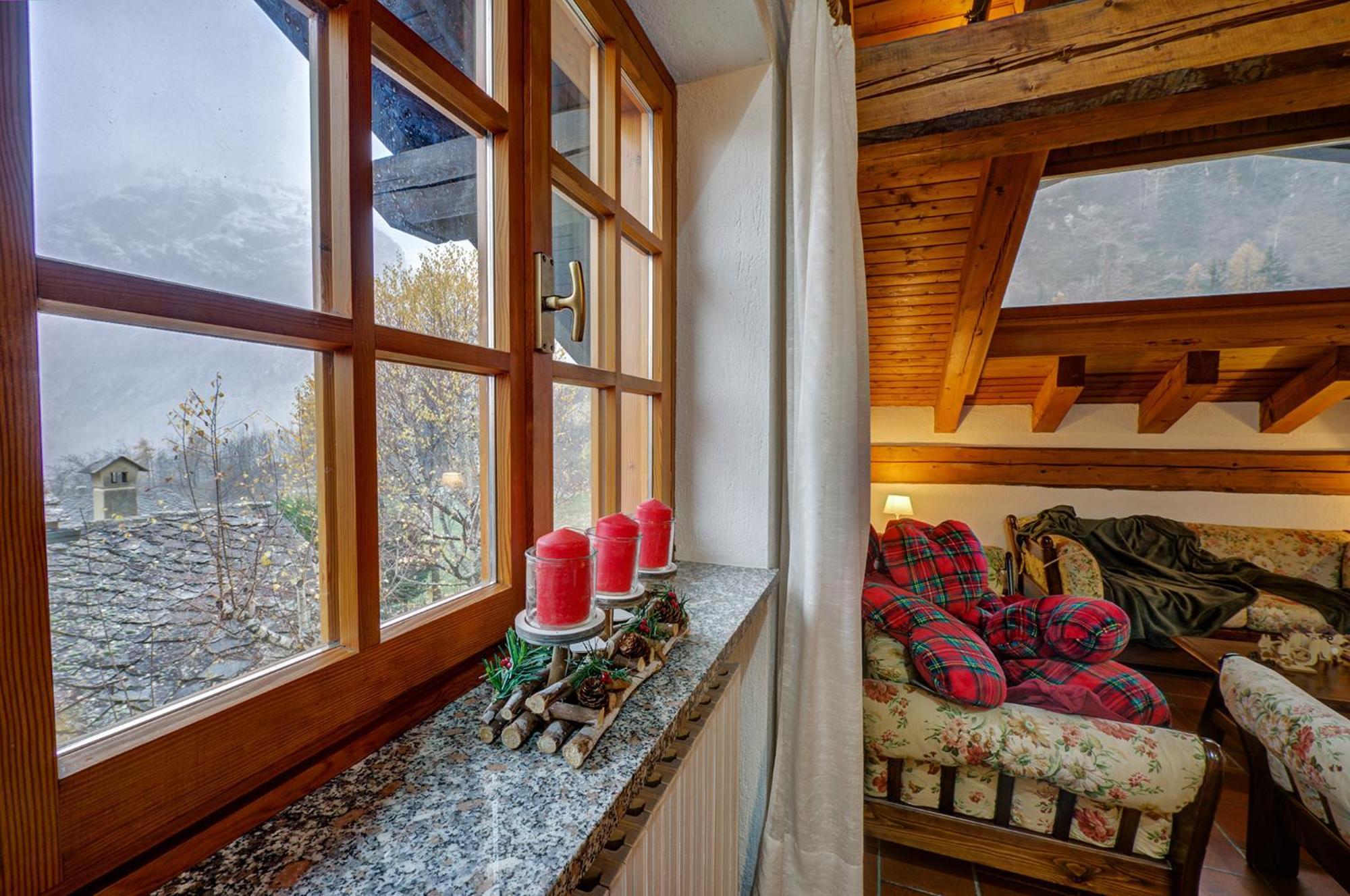 Apartment Casa Villair - Posteggio Privato E Wifi Courmayeur