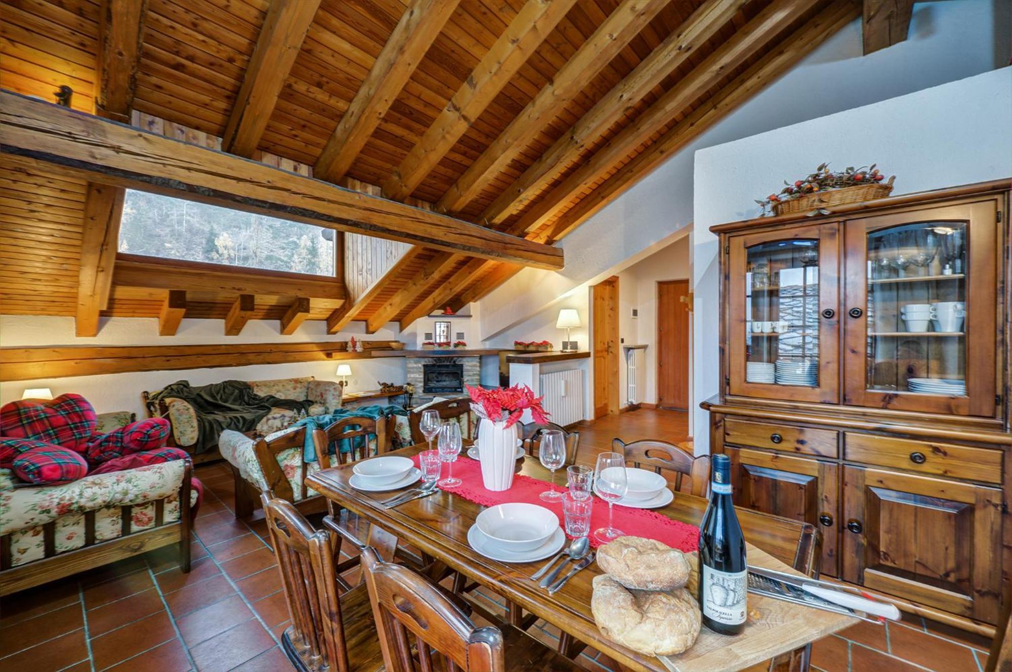 Apartment Casa Villair - Posteggio Privato E Wifi Courmayeur